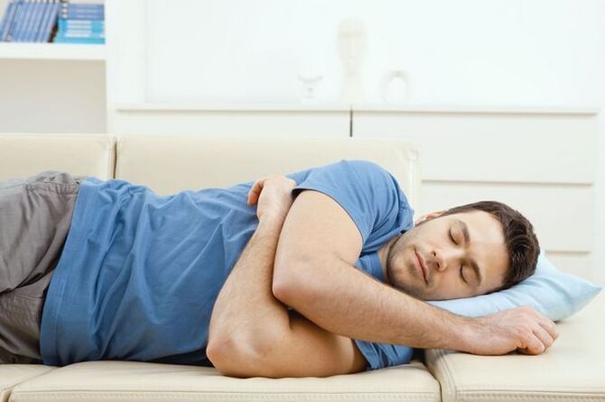 Bad posture when sleeping as a cause of back pain